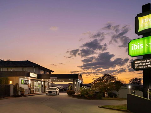 Ibis Styles Orange - Accommodation Mermaid Beach 3