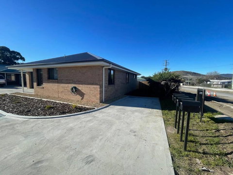 Home In Brighton - Accommodation Mermaid Beach 2