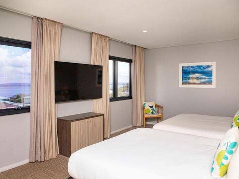 Ibis Styles The Entrance - Accommodation Mermaid Beach 3
