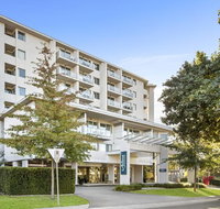 Adina Serviced Apartments Canberra Dickson - Accommodation Mermaid Beach