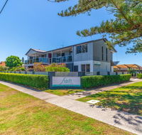Adrift Apartments - Accommodation Mermaid Beach