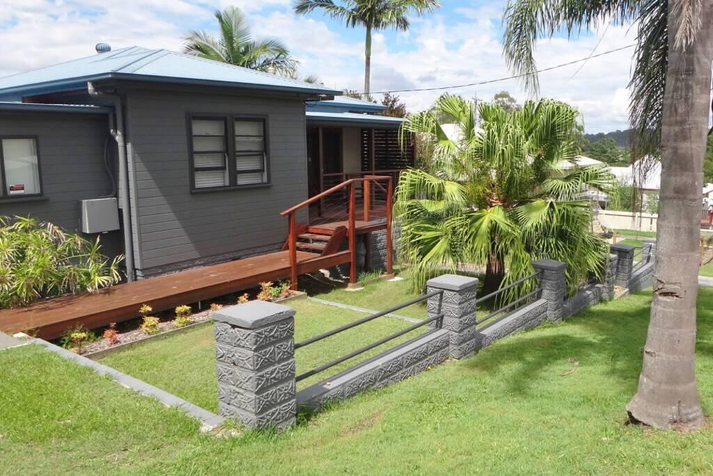 Townsend NSW Accommodation Mermaid Beach
