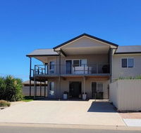 Agape Holiday Home - Accommodation Mermaid Beach