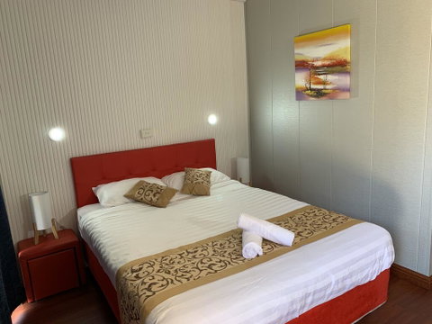 Albion Hotel - Motel Finley - Accommodation Mermaid Beach 2
