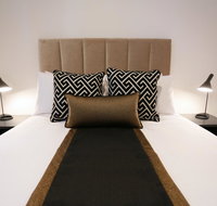 Alex Perry Hotel  Apartments - Accommodation Mermaid Beach