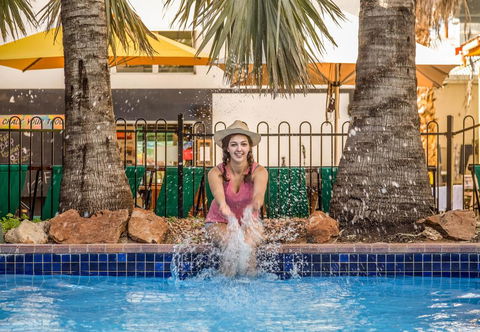 Alice Springs YHA - Accommodation Mermaid Beach 1