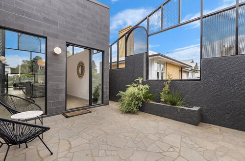Allure On Barclay - Accommodation Mermaid Beach 3