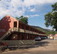 Alpine Hotel Bright - Accommodation Mermaid Beach