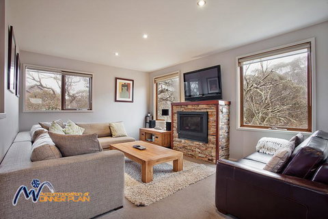 Alyeska - Accommodation Mermaid Beach 1