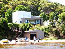 Book Ansons Bay Accommodation Accommodation Mermaid Beach Accommodation Mermaid Beach