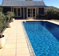 Amazing Views Pet Friendly Bed and Breakfast - Accommodation Mermaid Beach