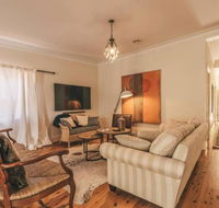 Ambrose On Byng - Central Location w/ 2 Bathroom - Accommodation Mermaid Beach
