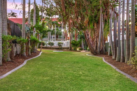 Anchordown Apartments - Accommodation Mermaid Beach 1