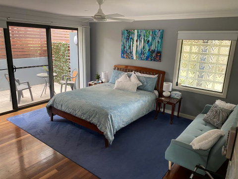 Anchors B&B - Accommodation Mermaid Beach 2