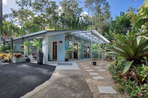 Ancient Gardens Guesthouse & Botanical Gardens - Accommodation Mermaid Beach 0
