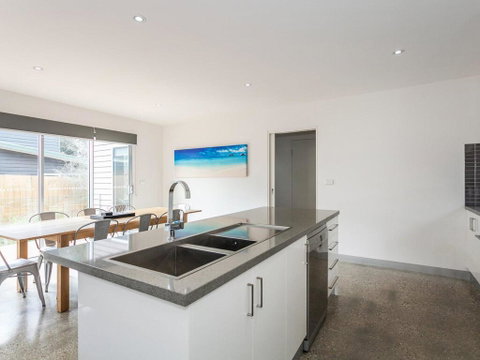 ANGLE BY THE SEA - Anglesea - Accommodation Mermaid Beach 1