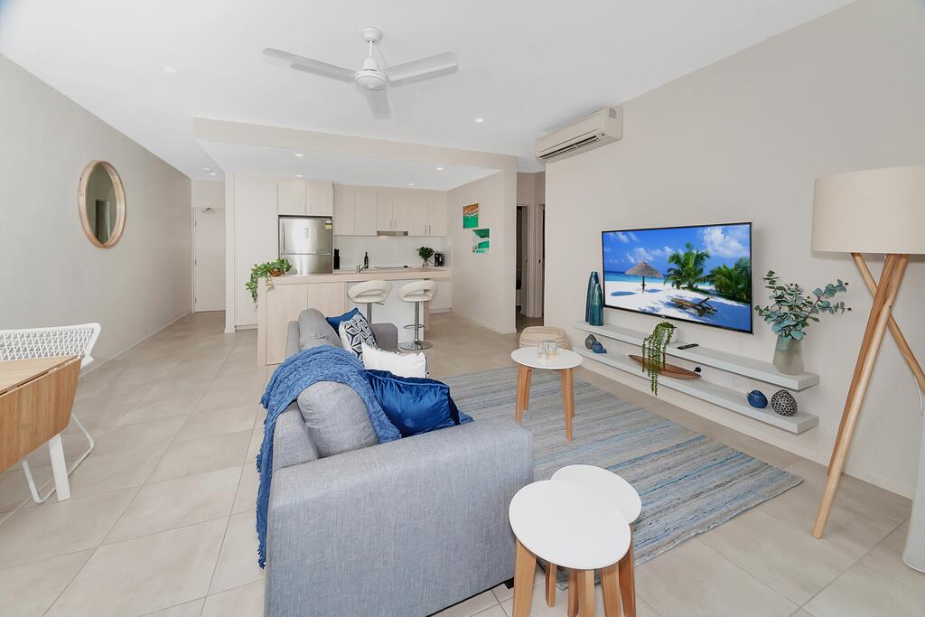 Lamb Range QLD Accommodation Mermaid Beach