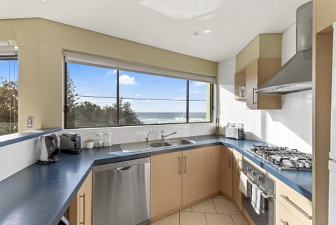 Aqua Shores Award Winning Apartment - Accommodation Mermaid Beach 1