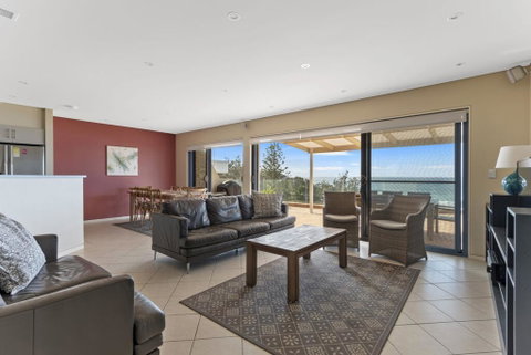 Aqua Shores Penthouse - Accommodation Mermaid Beach 1