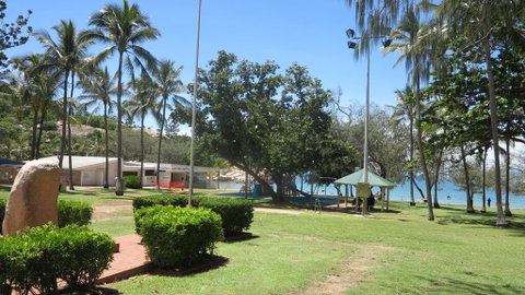 Arcadia Beach Unit 4 - Accommodation Mermaid Beach 3