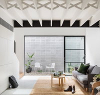 Architectural Design Award winning city House - Accommodation Mermaid Beach