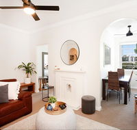 ART DECO DELIGHT-hosted byL'Abode - Accommodation Mermaid Beach