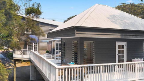 Macs Beach House - Accommodation Mermaid Beach 1