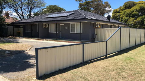 Maddington House Unit C - Accommodation Mermaid Beach 1