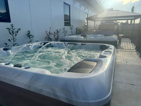 Main Residences - Accommodation Mermaid Beach 0