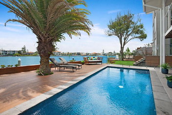 Main River Magic with Accommodation Mermaid Beach