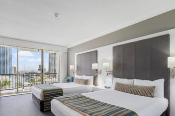 Mantra On View Surfers Paradise By Ready Set Stay with Accommodation Mermaid Beach