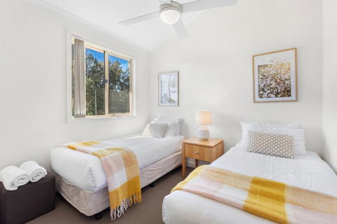 Madigan Cottages - The Kookaburra Cottage - Accommodation Mermaid Beach 3