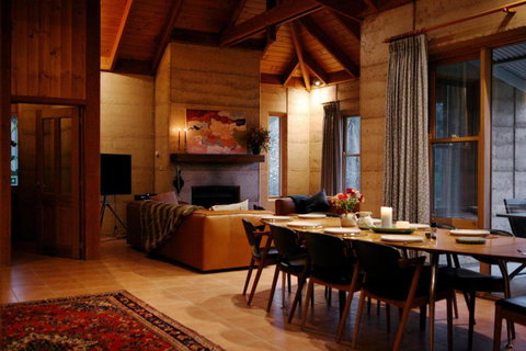 Melliodora - Relax, Unwind & Recharge - Accommodation Mermaid Beach 3