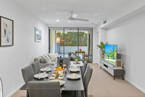Modern 2B2B Suit Only 10mins To Airport N Southbank - Accommodation Mermaid Beach 0