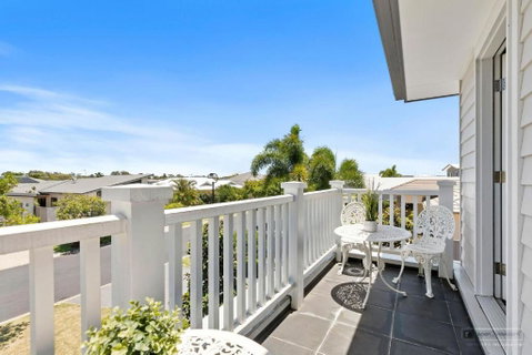 NEW HAVEN - Garden View Balcony - Accommodation Mermaid Beach 0