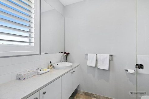 NEW HAVEN - Garden View Balcony - Accommodation Mermaid Beach 1
