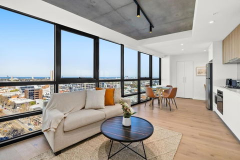 NEW Sensational Southbank Lux - Accommodation Mermaid Beach 0