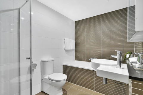 North Sydney Corporate Apartment MIL2251106 - Accommodation Mermaid Beach 1