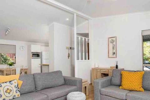 NORTH BYRON BEACH HOUSE Surf Sun Sand - Accommodation Mermaid Beach 1