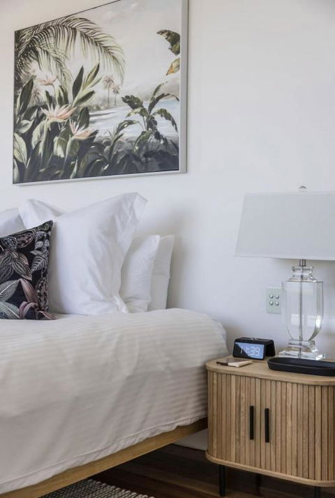 Oceanfront Beach Pad - Accommodation Mermaid Beach 2