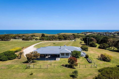 Oceanview On The Hill - Accommodation Mermaid Beach 0