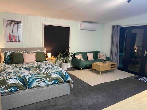 On Track Getaway - Accommodation Mermaid Beach 0