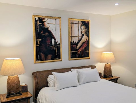 ONE Luxury Apartment - Accommodation Mermaid Beach 0