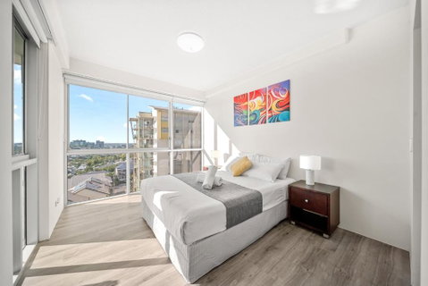 Oxygen Apartments - Accommodation Mermaid Beach 3