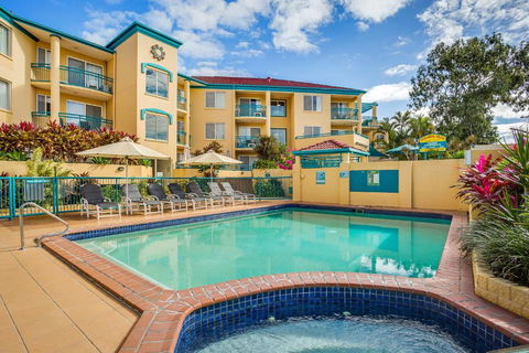 Paradise Isles - Accommodation Mermaid Beach 1