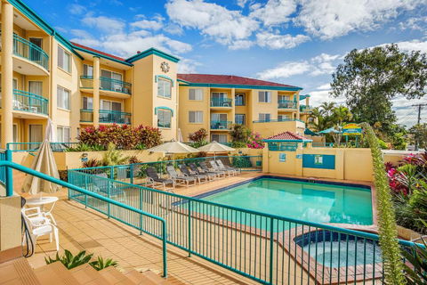 Paradise Isles - Accommodation Mermaid Beach 0