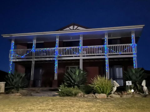 Pelican Retreat - Corporate / Tradie / Family - Accommodation Mermaid Beach 0