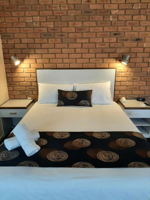 Peppermill Inn Motel - Accommodation Mermaid Beach 2