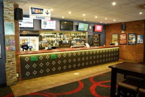 Peppermill Inn Motel - Accommodation Mermaid Beach 1