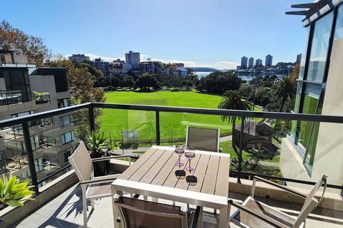Penthouse With Private Terrace, Parking + 2 Pools - Accommodation Mermaid Beach 2